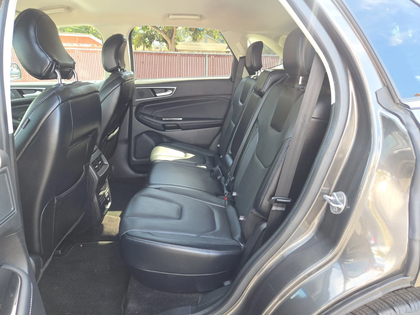 Certified Used 2018 Magnetic Ford Titanium image 15