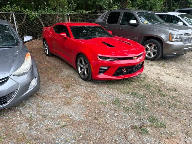 Used 2018 Red Chevrolet SS image 6