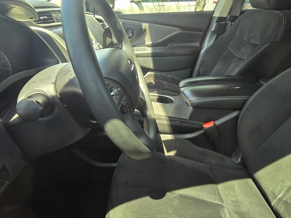 Used 2019 Cayenne Red Pearl Metallic Nissan S image 9