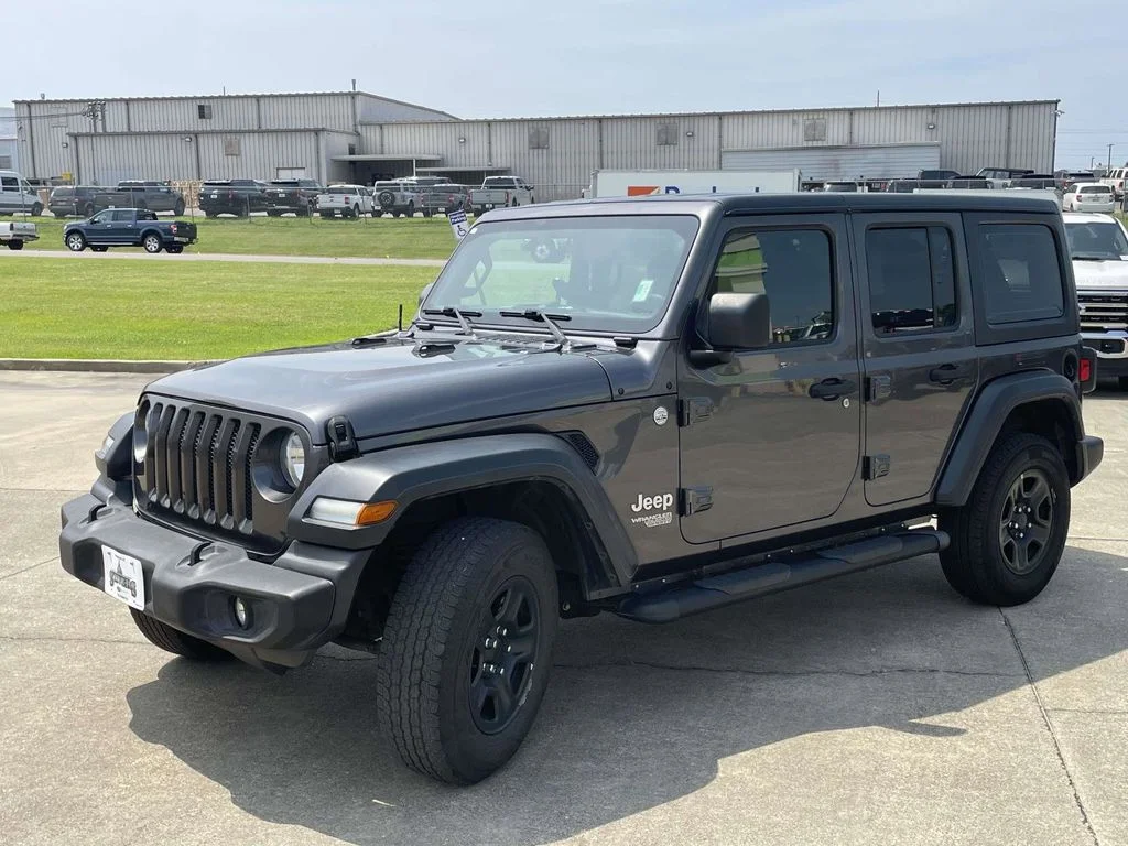 Certified Used 2018 Granite Crystal Clearcoat Metallic Jeep Unlimited Sport image 7