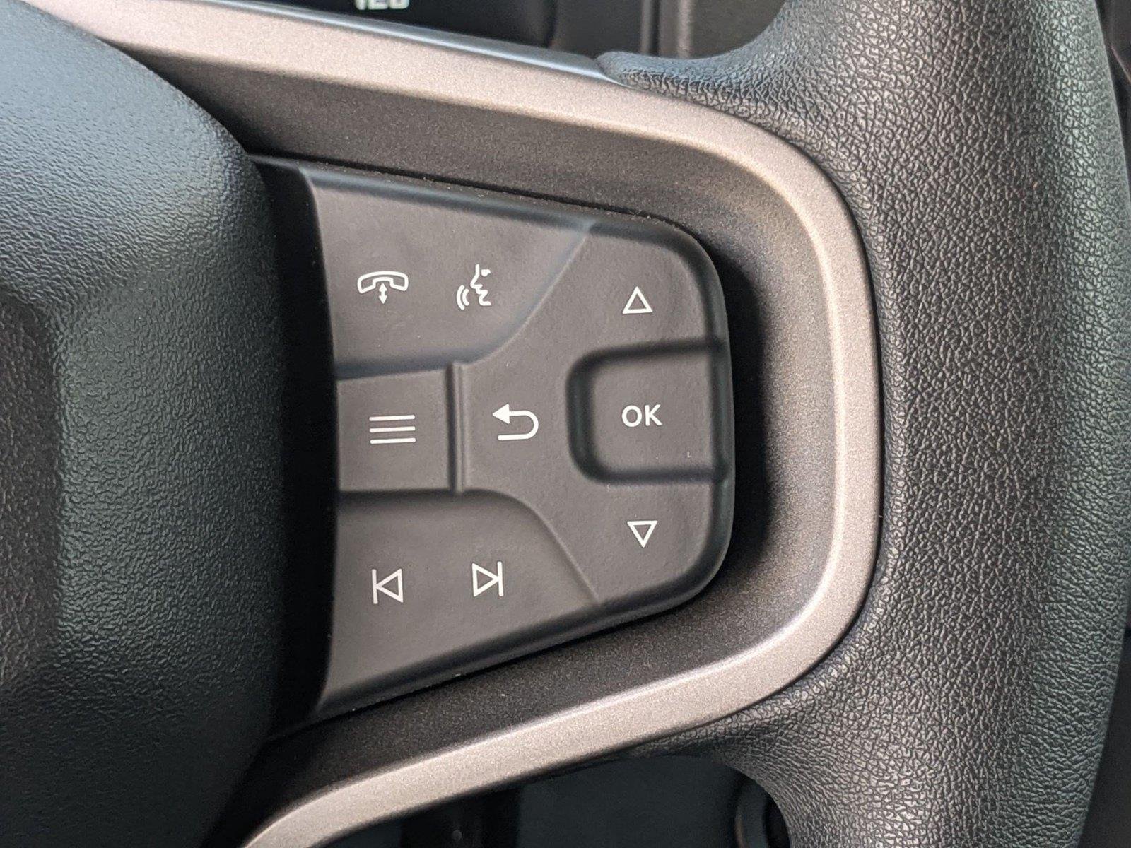 Used 2025 Marsh Gray Ford Base image 16