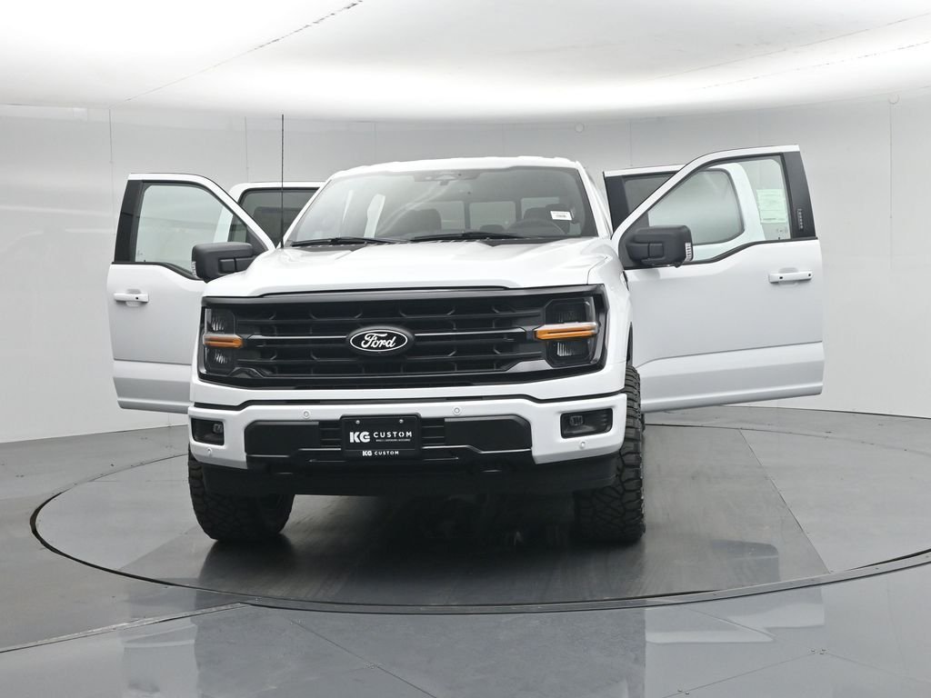 New 2026 Oxford White Ford XLT image 32