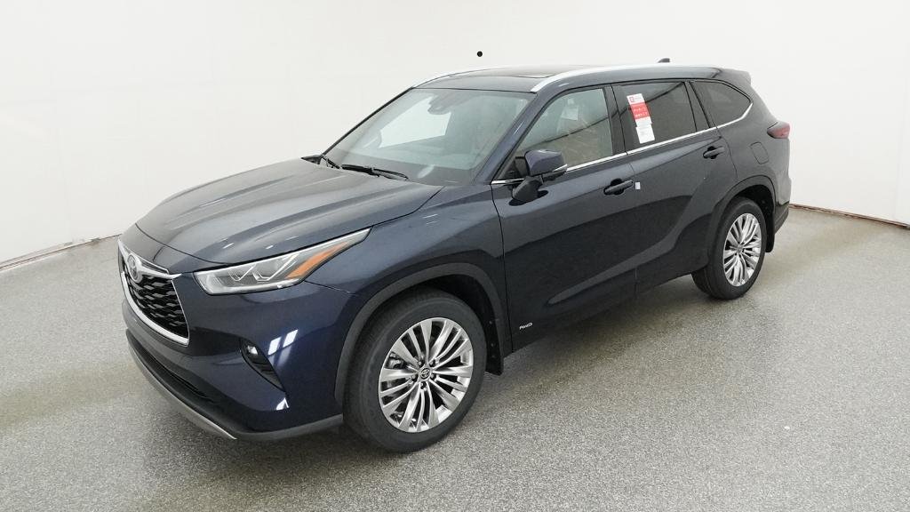 2026 Toyota Highlander Hybrid Platinum AWD's photo