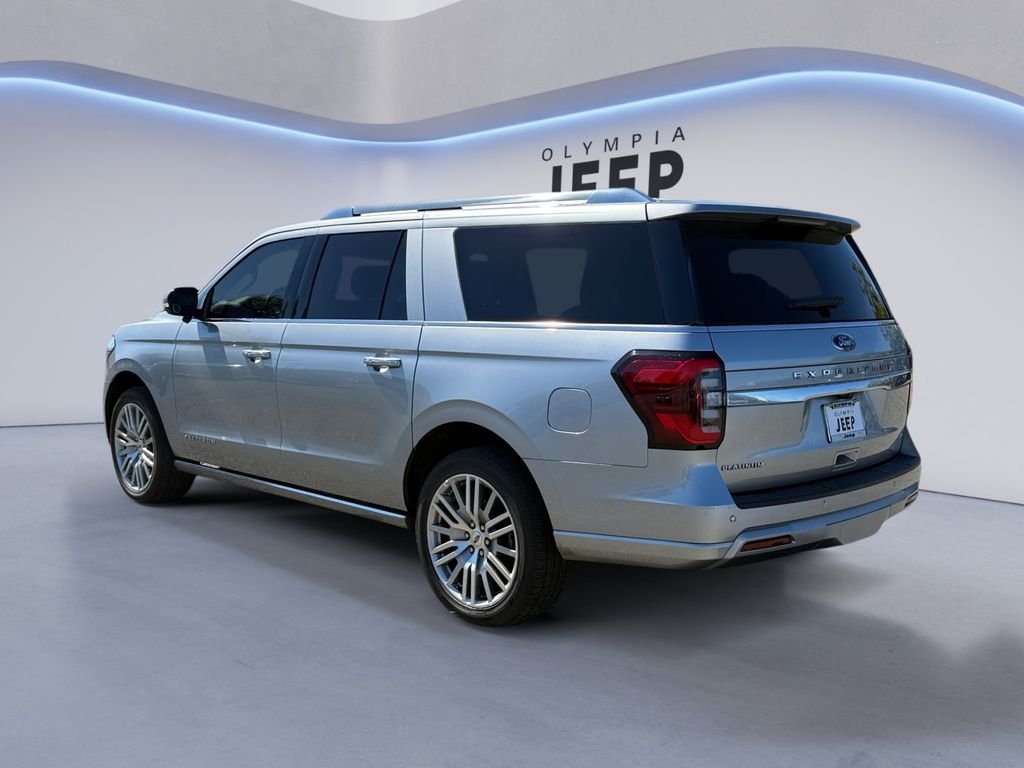 Used 2023 Silver Ford Platinum image 3