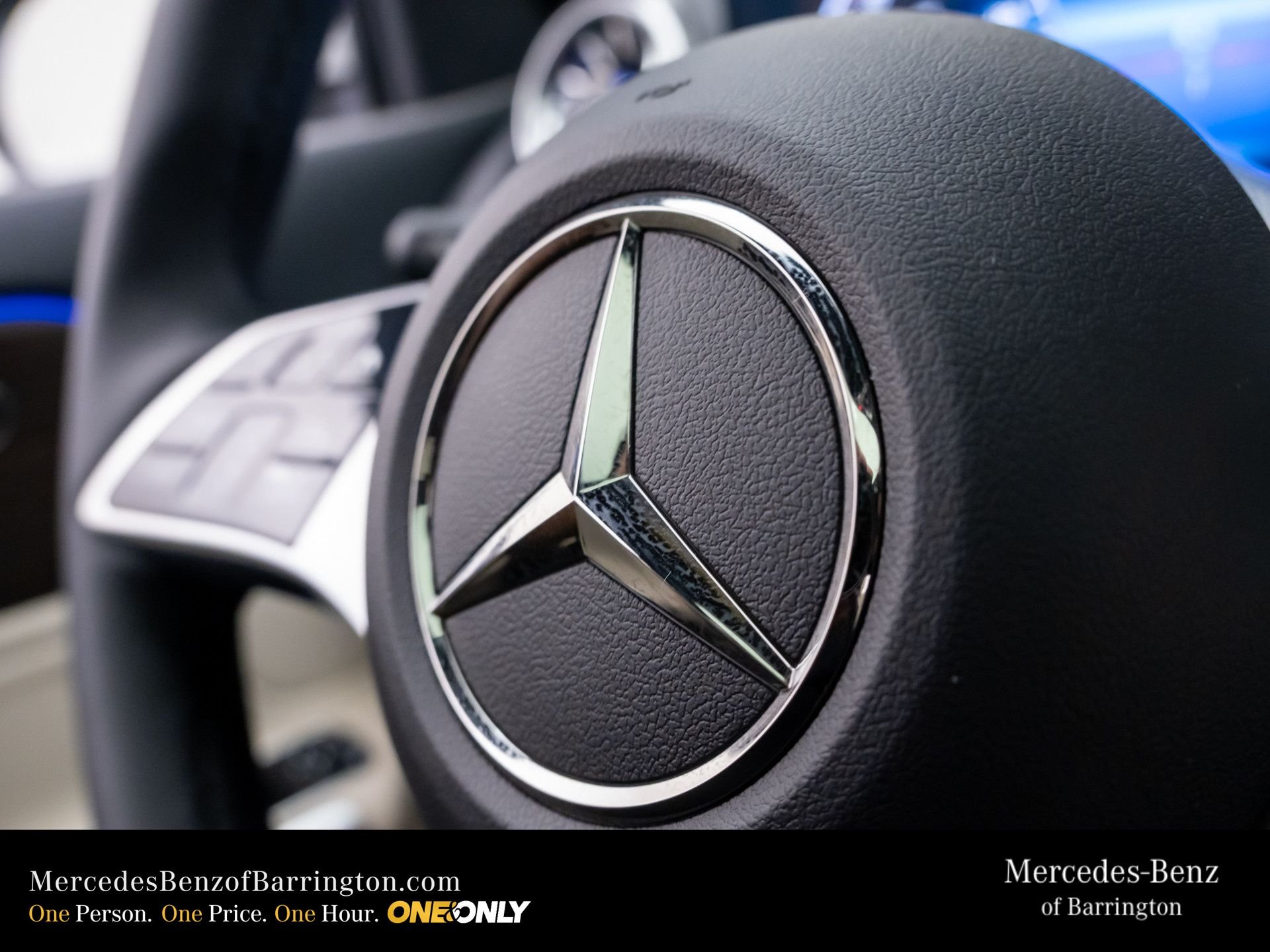 New 2026 Polar White Mercedes-Benz GLA 250 image 24