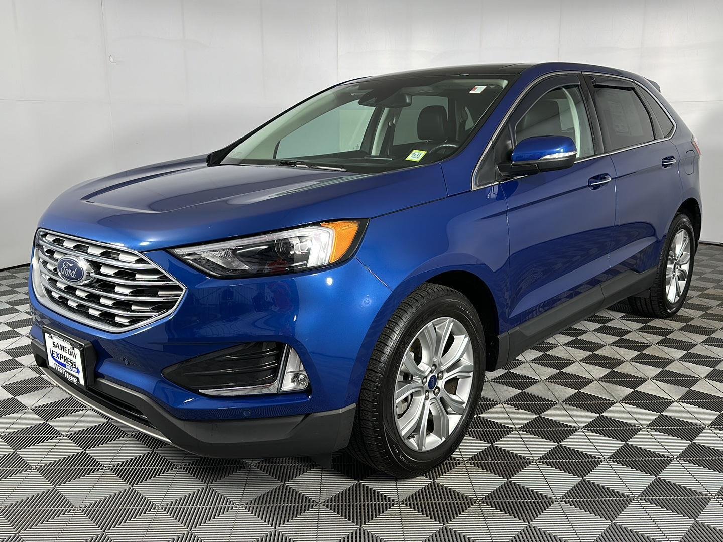 Used 2022 Atlas Blue Ford Titanium image 3
