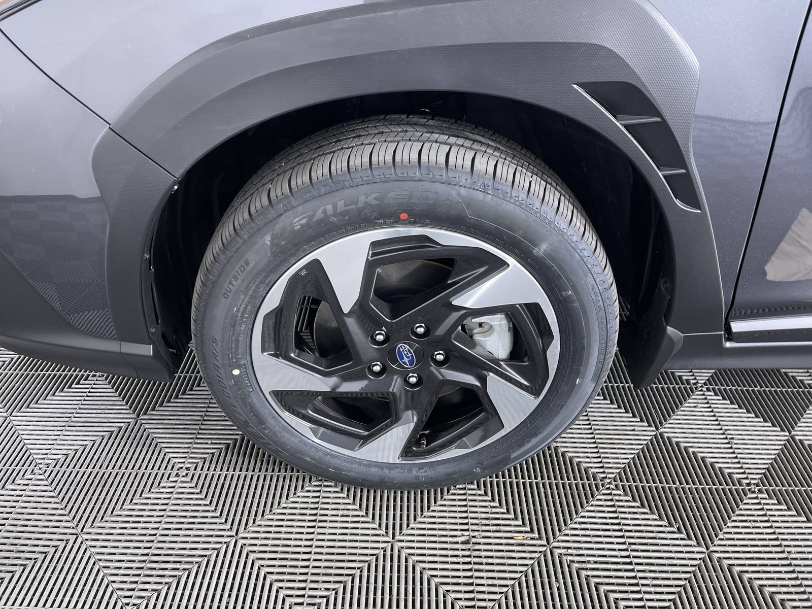 Used 2026 Magnetite Gray Metallic Subaru Limited image 25