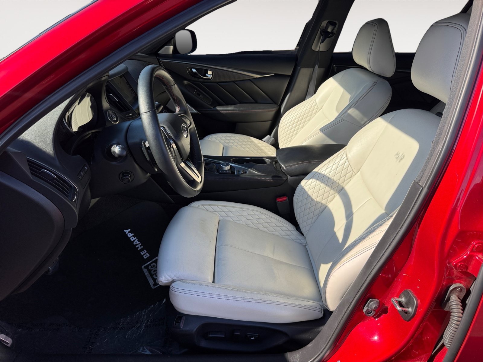 Used 2023 Red INFINITI Red Sport 400 image 10