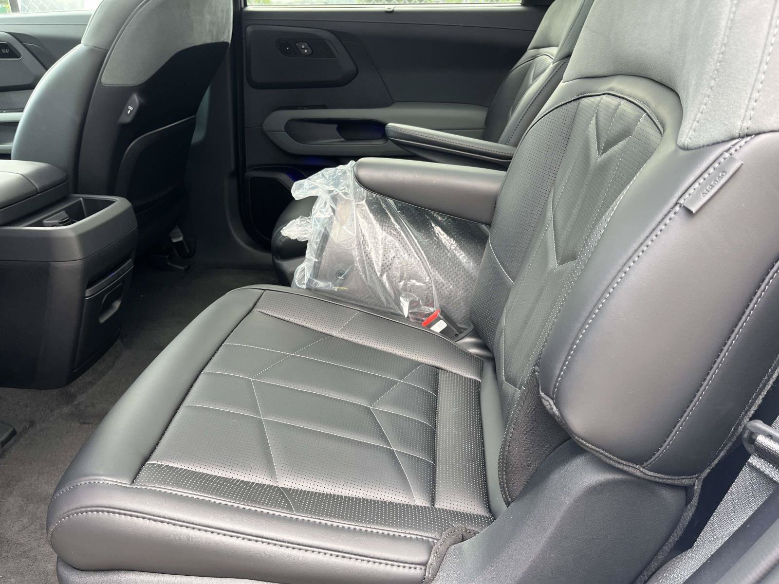 New 2027 Glacial White Pearl Kia SX image 19