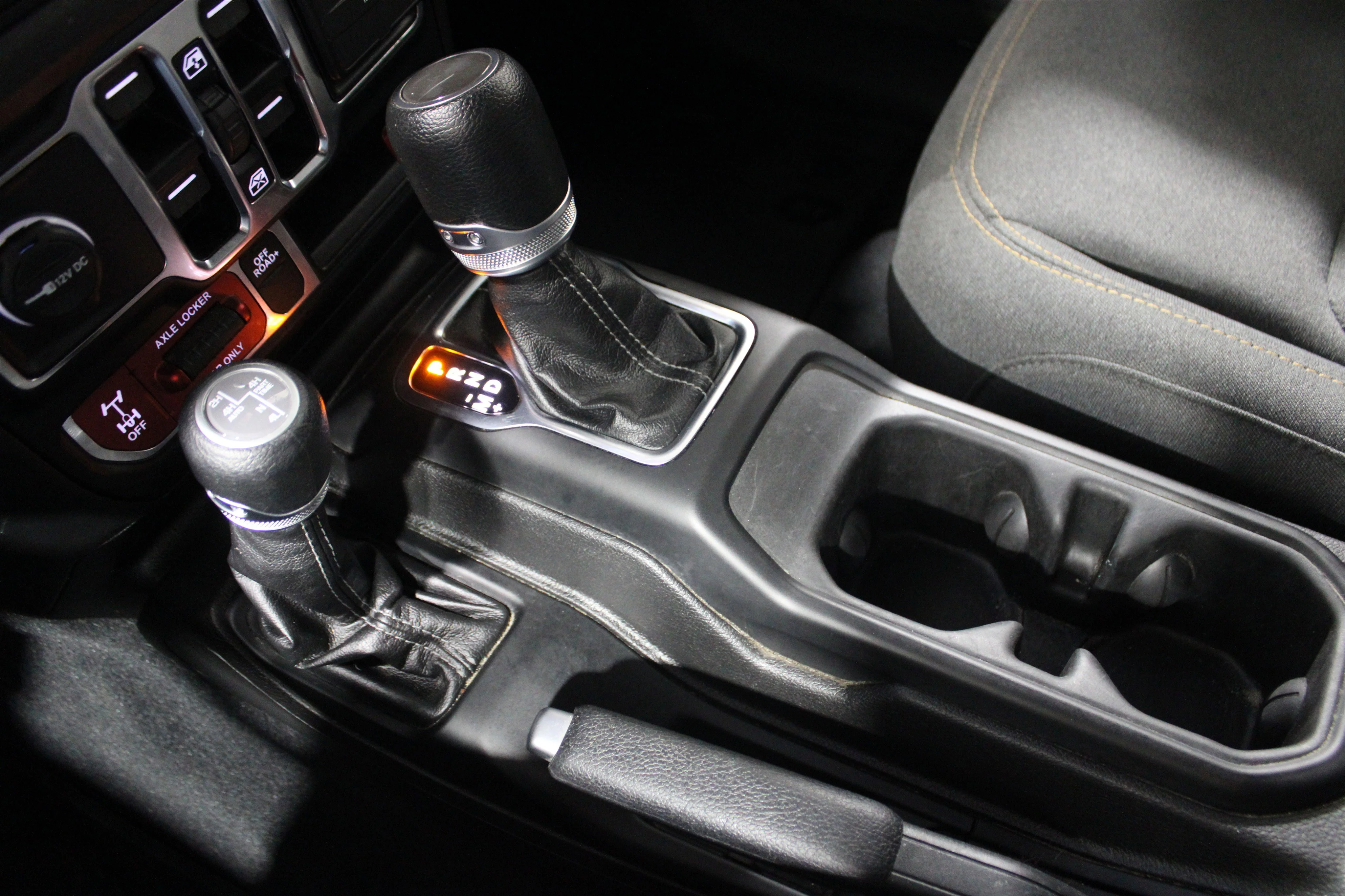 2024 Jeep Wrangler 4xe Willys 4XE - Photo 18