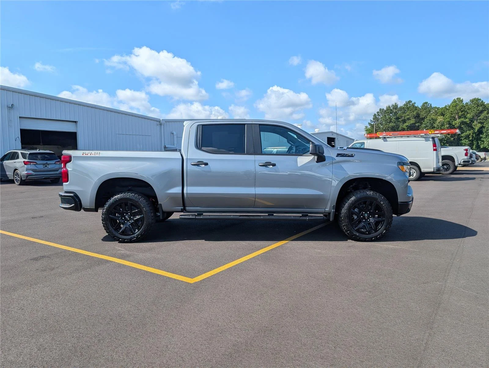 2026 Chevrolet Silverado 1500 Custom Trail Boss - Photo 2