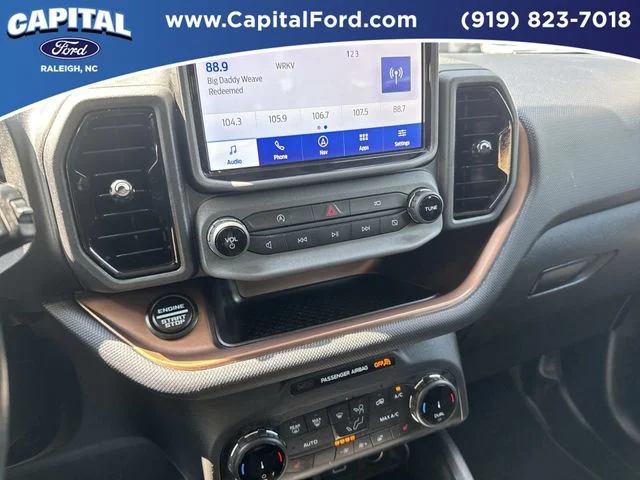 Used 2023 Green Ford Badlands image 27