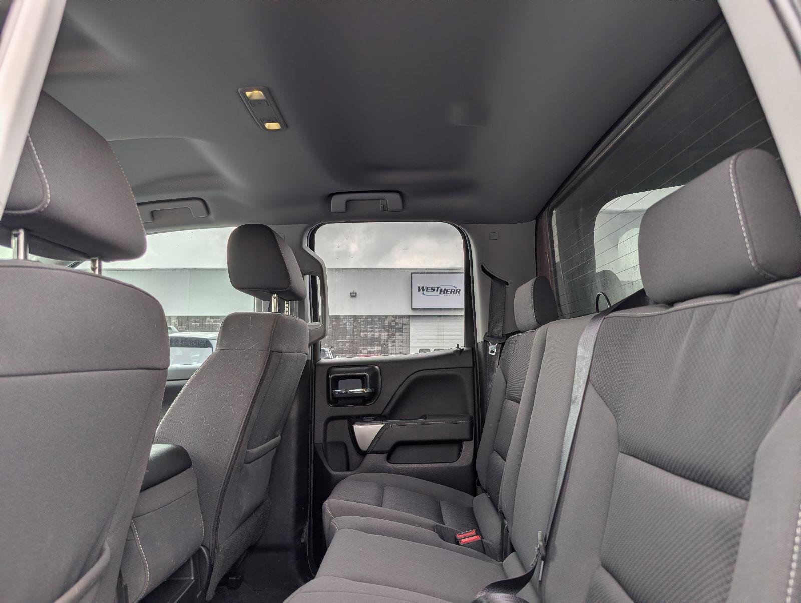 Used 2018 Cajun Red Tintcoat Chevrolet LT image 11