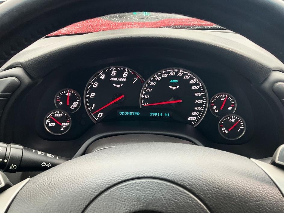 Used 2009 Red Chevrolet Base image 18