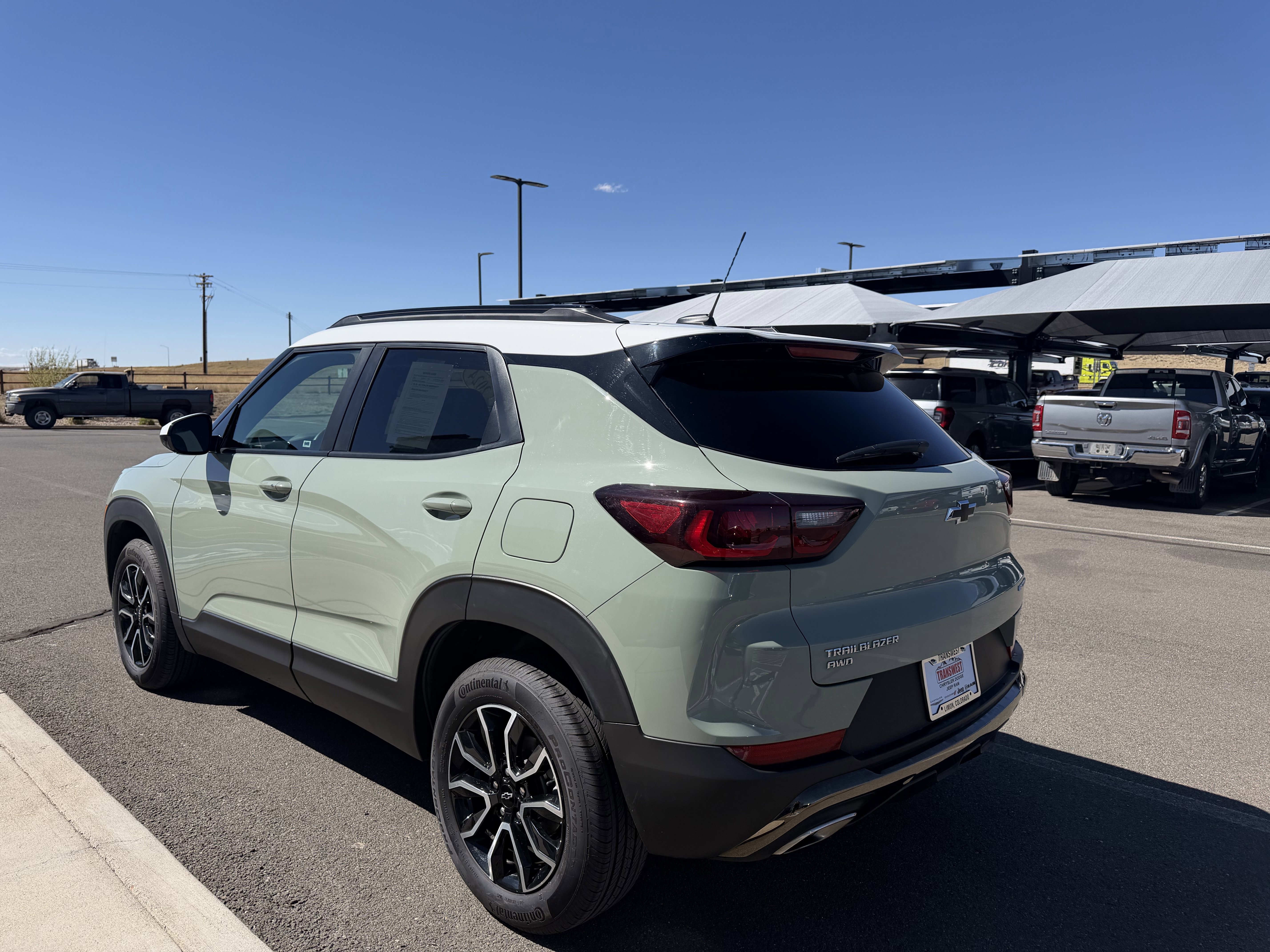 Used 2024 Green Chevrolet ACTIV image 9