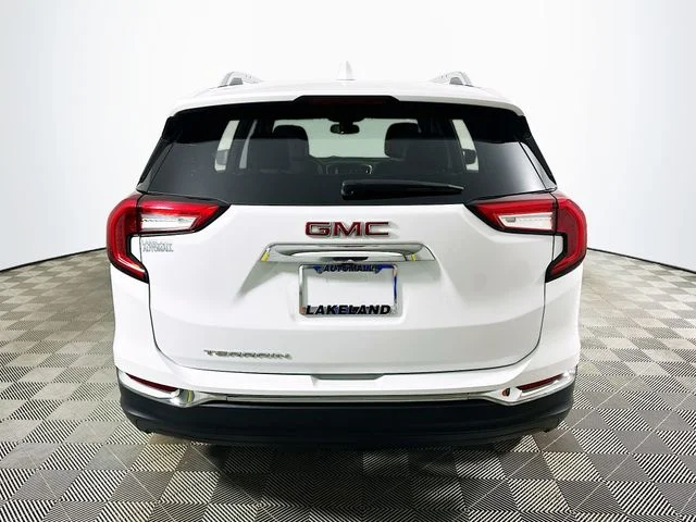 Certified Used 2024 White GMC SLT image 4