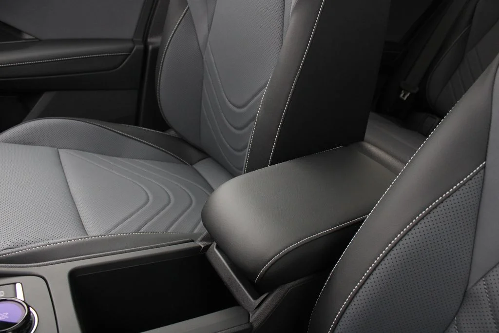New 2026 White Volkswagen 2.0T SE R-Line Black image 19