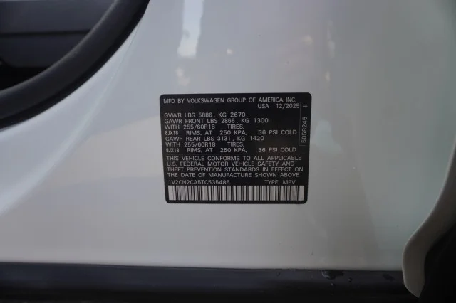 New 2026 Opal White Pearl Volkswagen 2.0T Peak Edition image 33