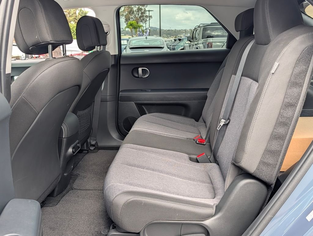 2024 Hyundai IONIQ 5 SE - Photo 12