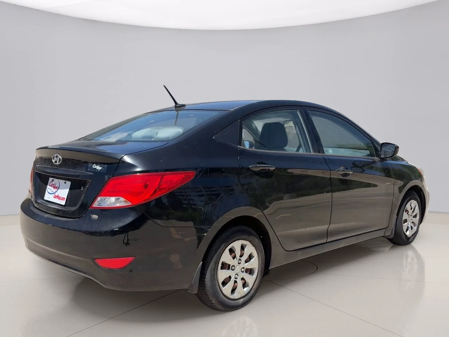 Used 2015 Black Hyundai GLS image 5