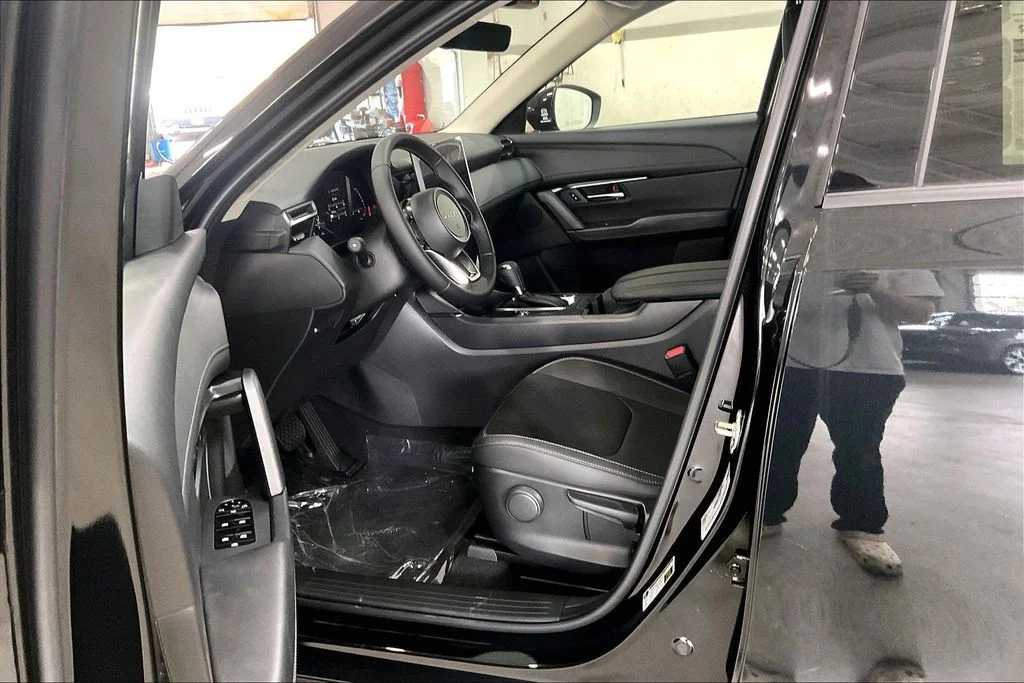 New 2026 Jet Black Mica Mazda 2.5 S Select AWD image 9