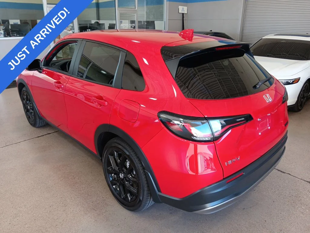 Certified Used 2025 Milano Red Honda Sport image 4