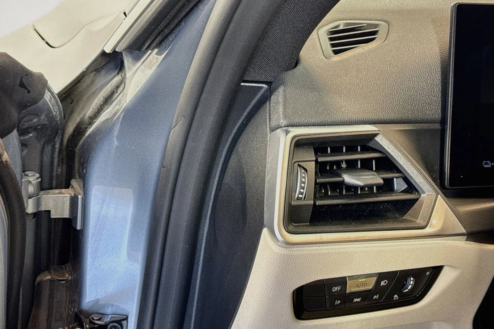 Used 2023 Skyscraper Grey Metallic BMW eDrive40 image 10