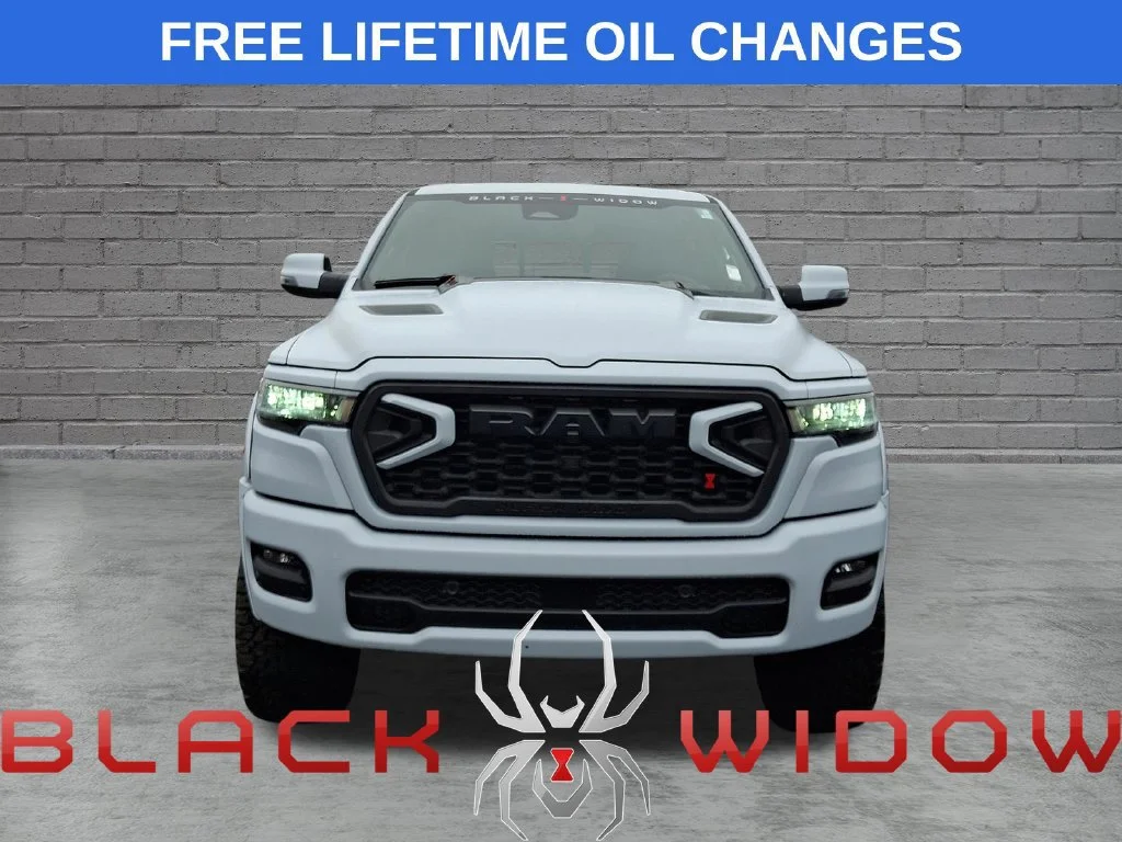 New 2026 Diamond Black Crystal Pearl-Coat Exterior Paint RAM Big Horn image 2
