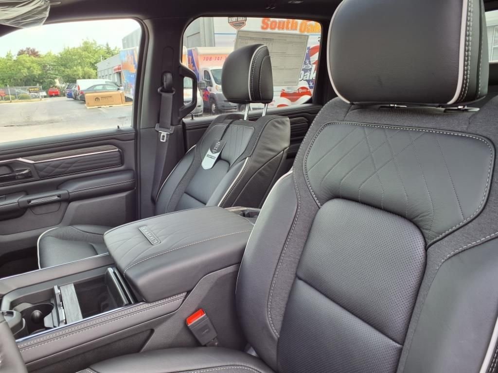 2026 RAM 1500 Limited - Photo 12