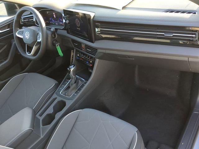 2025 Volkswagen Jetta Sport - Photo 11