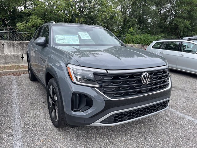 New 2026 Pure Gray Volkswagen 2.0T SE w/Technology image 1
