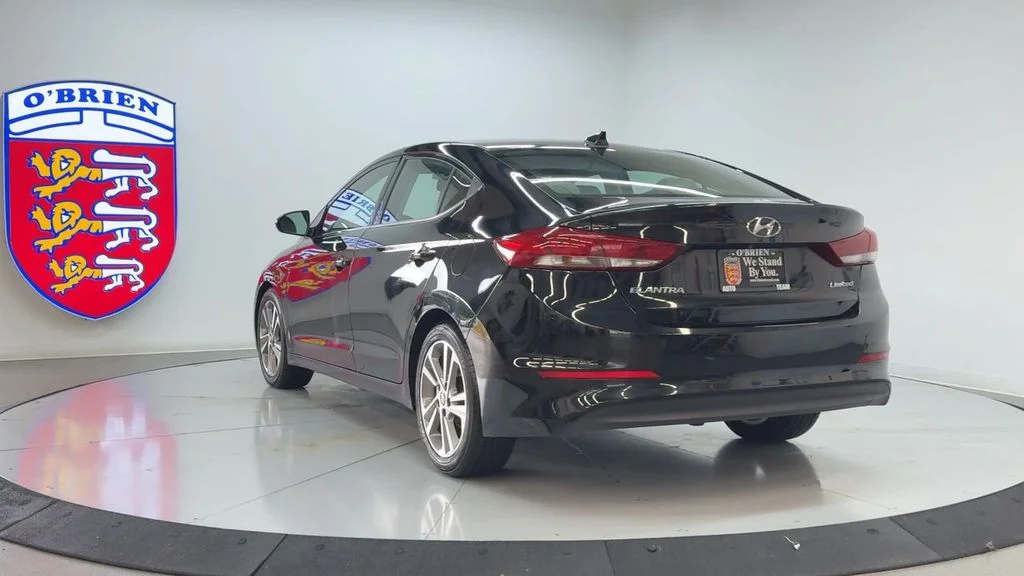 Used 2018 Phantom Black Hyundai Limited image 6