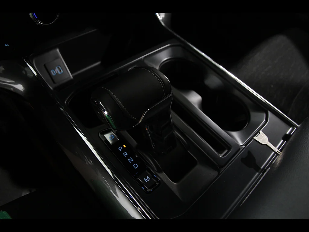 Used 2023 Carbonized Gray Ford XLT image 15