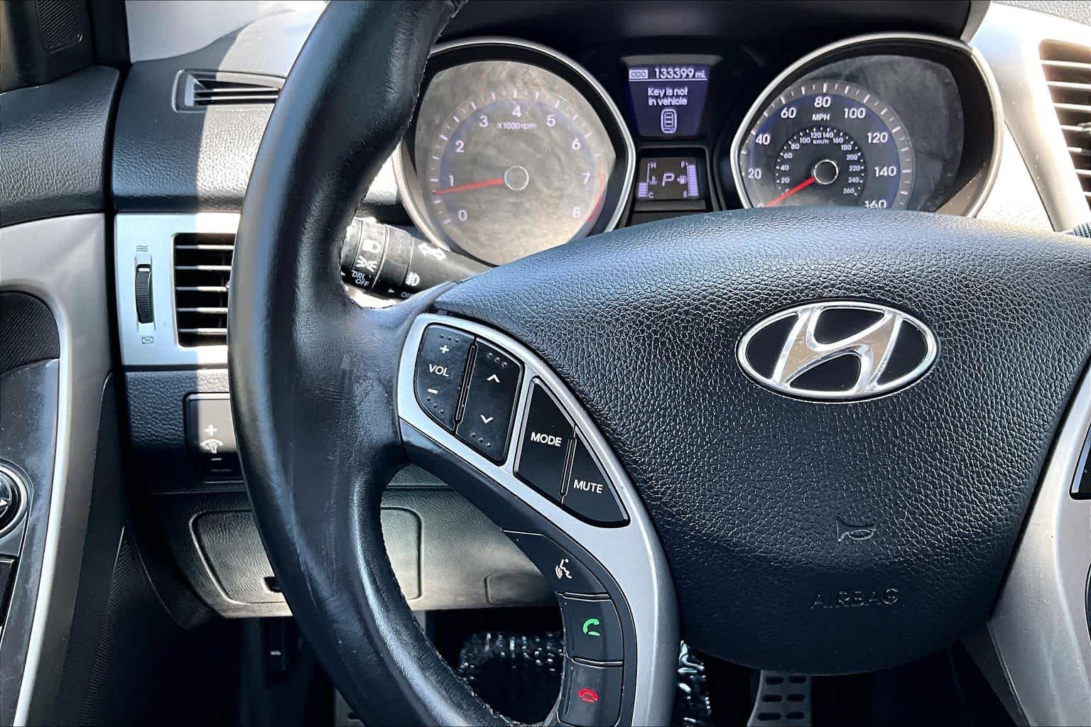 Used 2013 Shimmering Silver Hyundai  image 23
