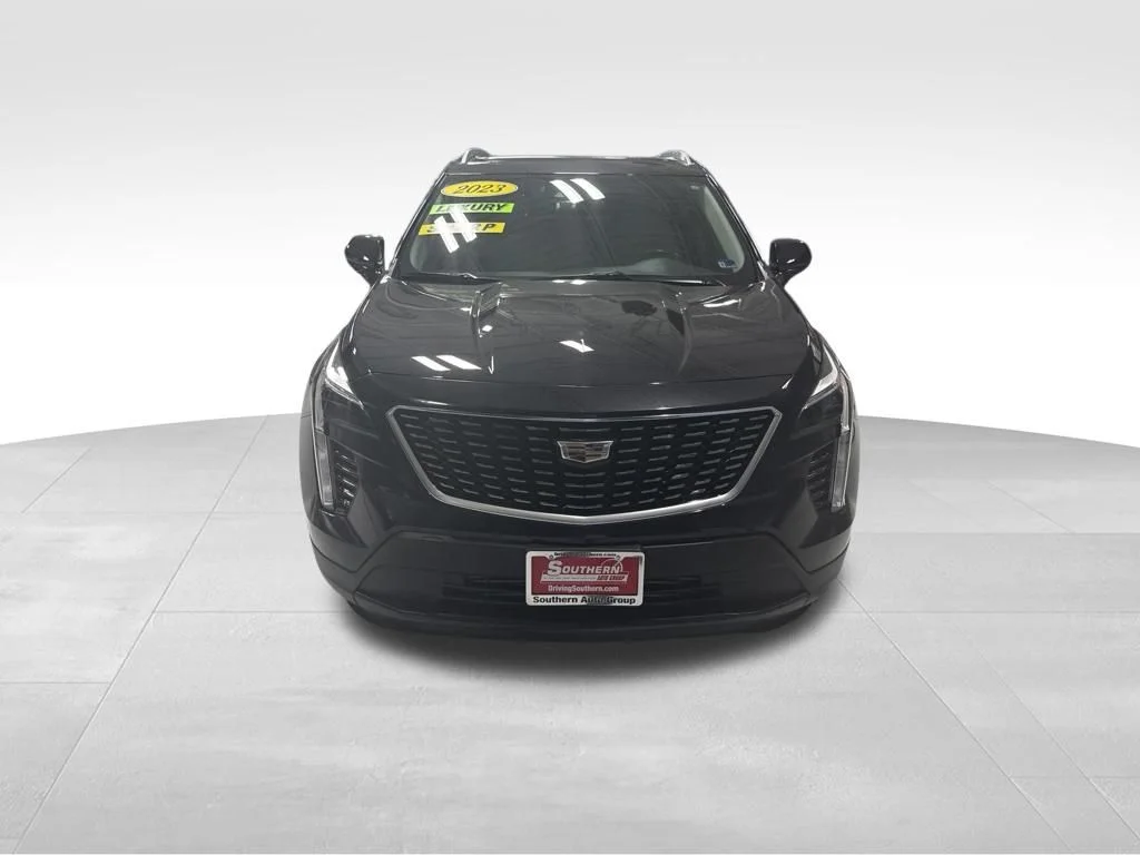 Used 2023 Gray Cadillac Luxury image 9