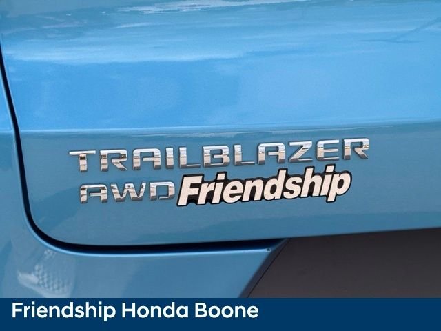 Used 2025 Blue Chevrolet ACTIV image 12