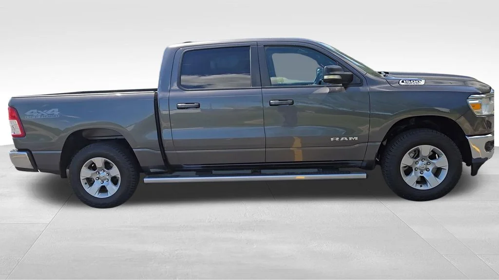 Used 2022 Granite Crystal Clearcoat Metallic Ram Big Horn/Lone Star image 9
