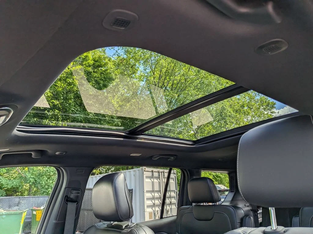 Used 2025 Black Jeep Limited image 23