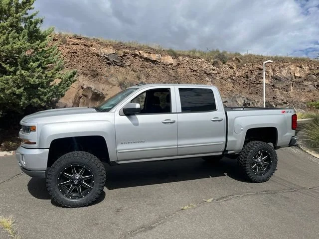 Used 2018 Silver Ice Metallic Chevrolet LT image 1