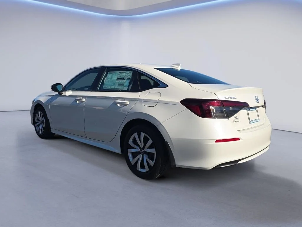 New 2026 Platinum White Pearl Honda LX image 3