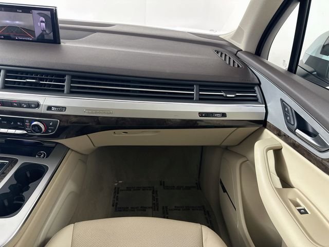 Used 2019  Audi 45 Premium Plus image 24
