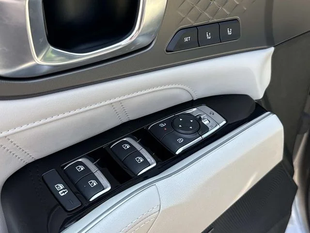 Used 2025 Gray Kia SX Prestige image 28