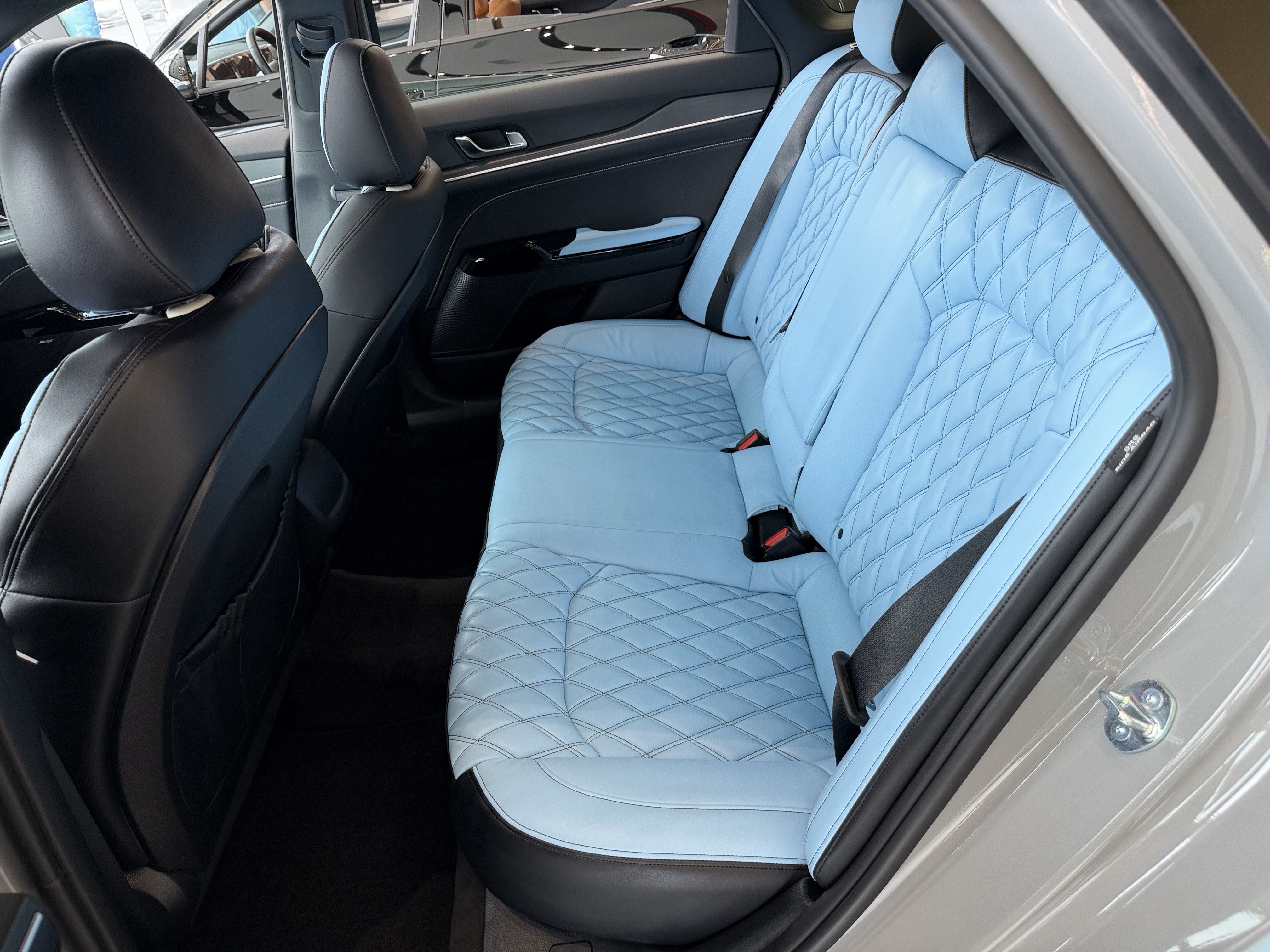 New 2026 Wolf Gray Kia GT-Line image 11