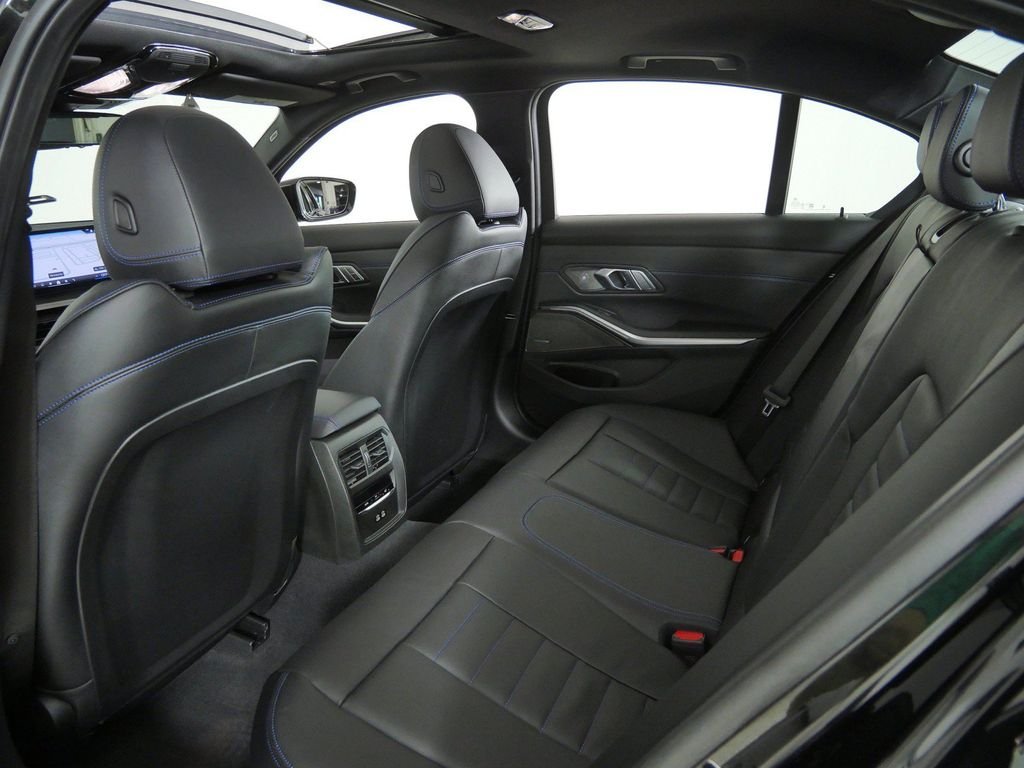 New 2026 Black Sapphire Metallic BMW 330i xDrive image 30