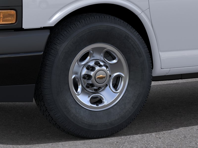 2026 Chevrolet Express Passenger LS - Photo 9