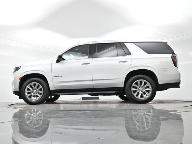 Used 2024 Iridescent Pearl Tricoat Chevrolet Premier image 12