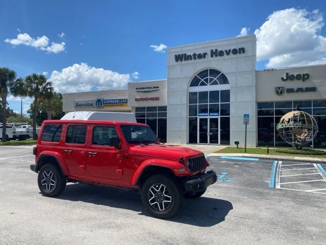 2025 Jeep Wrangler Sahara's photo