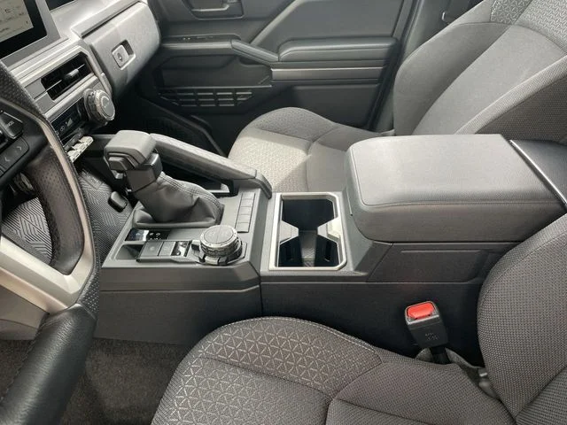 Used 2025 White Toyota SR5 image 20