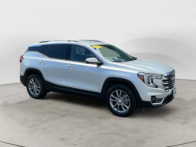 Pre-Owned 2022 GMC Terrain SLT