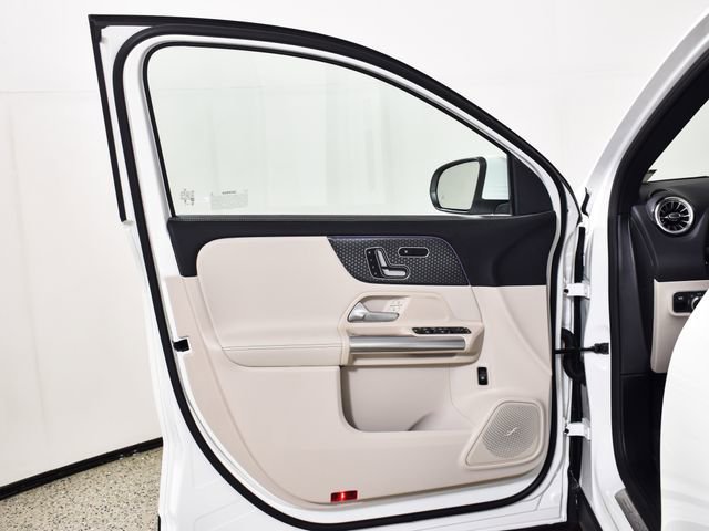 New 2026 Polar White Mercedes-Benz GLA 250 image 53